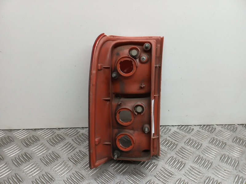 Recambio de piloto trasero izquierdo para tata safari doc 1 referencia OEM IAM   