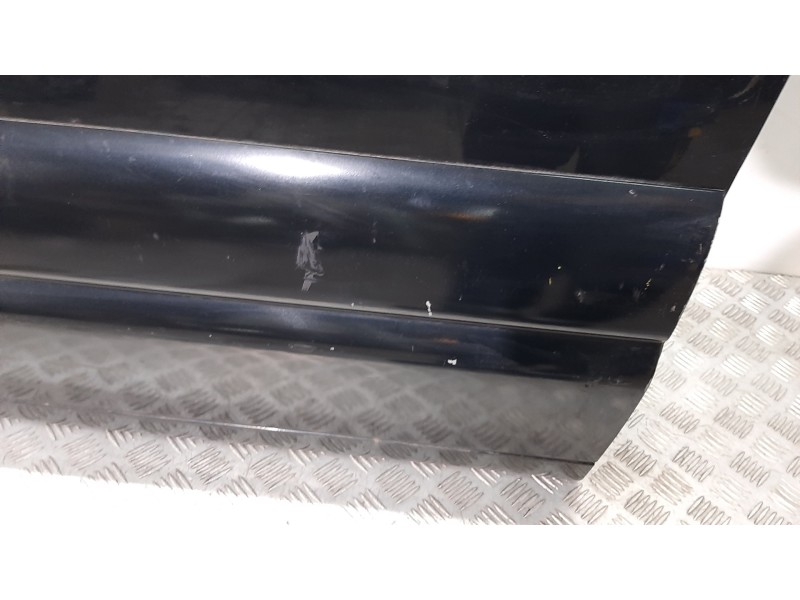Recambio de puerta delantera izquierda para tata safari doc 1 referencia OEM IAM  NEGRO 