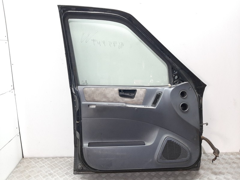 Recambio de puerta delantera izquierda para tata safari doc 1 referencia OEM IAM  NEGRO 