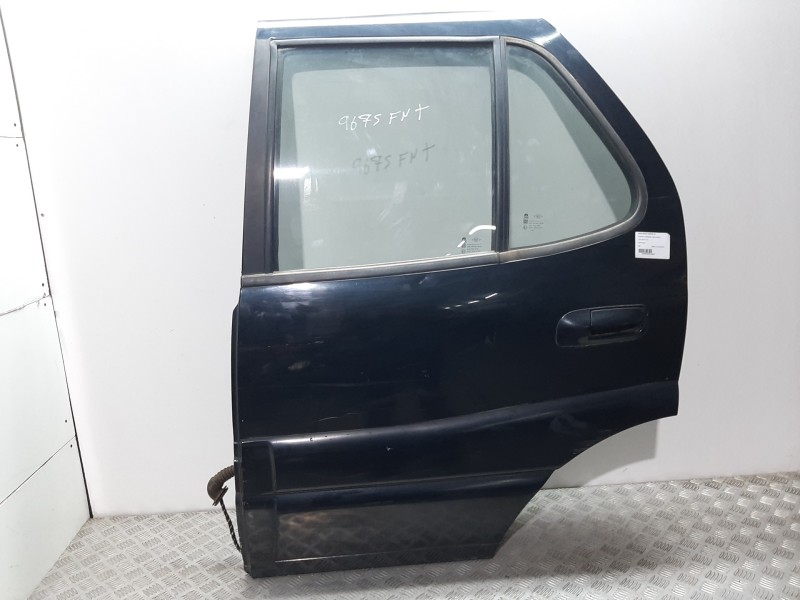 Recambio de puerta trasera izquierda para tata safari doc 1 referencia OEM IAM  NEGRO 