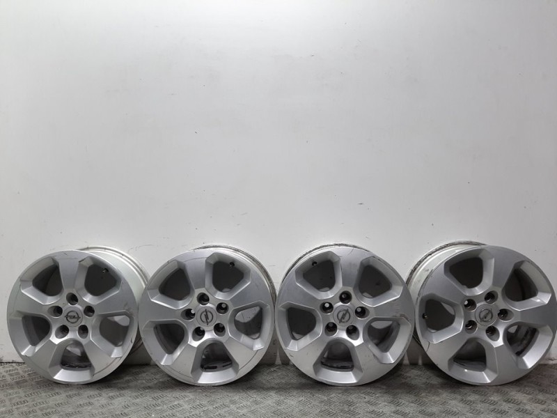Recambio de juego llantas para opel astra h berlina cosmo referencia OEM IAM 6.5JX16H2ET37  