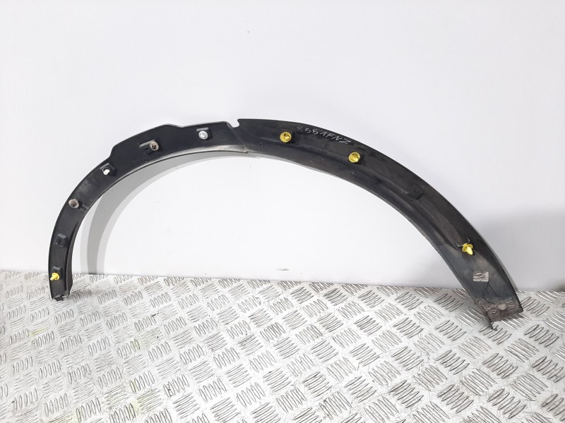 Recambio de aletin trasero izquierdo para skoda rapid active referencia OEM IAM BJ32290E23 NEGRO 