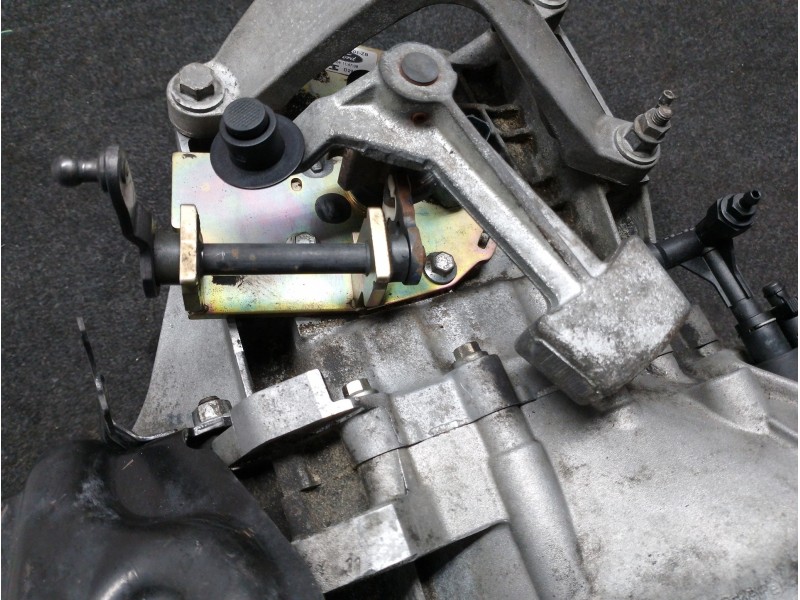 Recambio de caja cambios para ford focus berlina (cap) ghia referencia OEM IAM 3M5R7002YF  