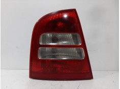 Recambio de piloto trasero izquierdo para skoda octavia berlina (1u2) tour referencia OEM IAM 1U6945111C
