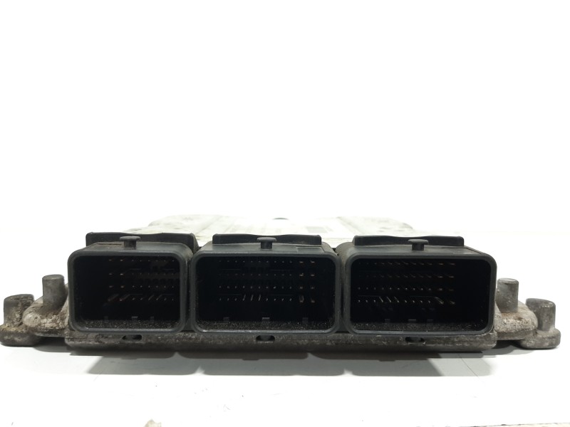 Recambio de centralita motor uce para renault espace iv (jk0) expression referencia OEM IAM 0281011325 8200309318 BOSCH