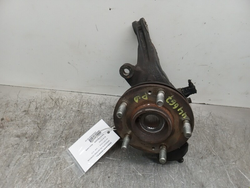 Recambio de mangueta delantera derecha para kia cee´d active referencia OEM IAM 517161H500  