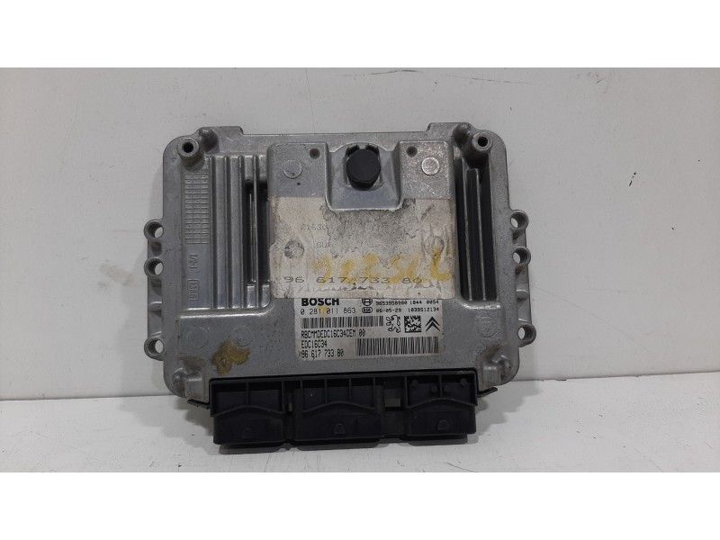 Recambio de centralita motor uce para citroën c4 berlina sx referencia OEM IAM 1940JJ  