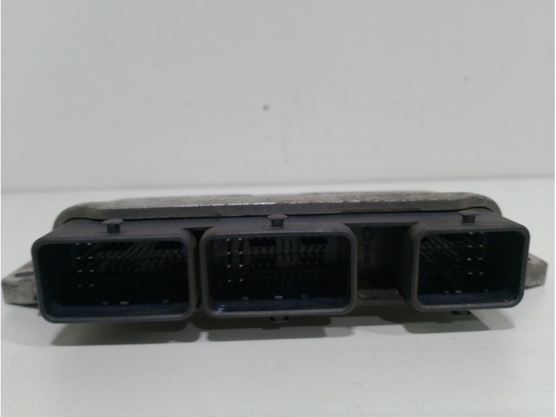 Recambio de centralita motor uce para renault megane ii familiar authentique referencia OEM IAM 8200509552 8200509516 