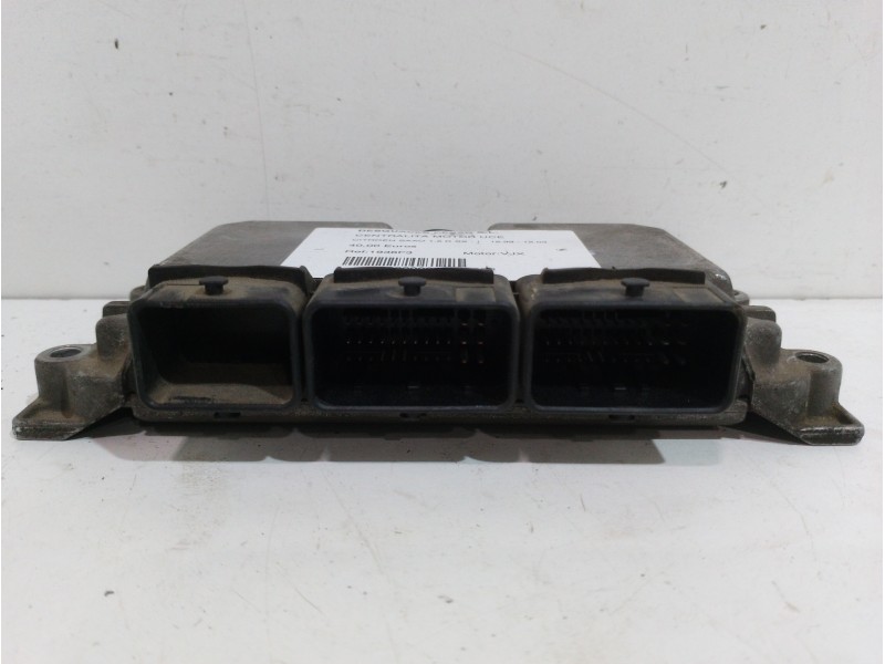 Recambio de centralita motor uce para citroën saxo 1.5 d sx referencia OEM IAM 0281001839  