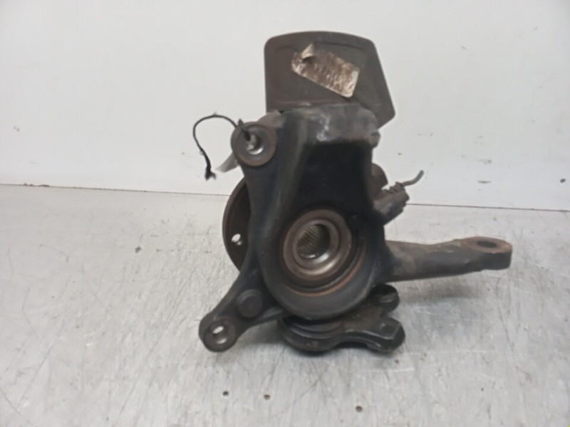 Recambio de mangueta delantera derecha para audi a6 berlina (4b2) 2.4 (121kw) referencia OEM IAM 8D0407258AM  