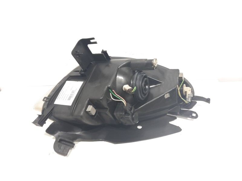 Recambio de faro izquierdo para citroën xsara picasso 1.8 16v referencia OEM IAM 6204W0  