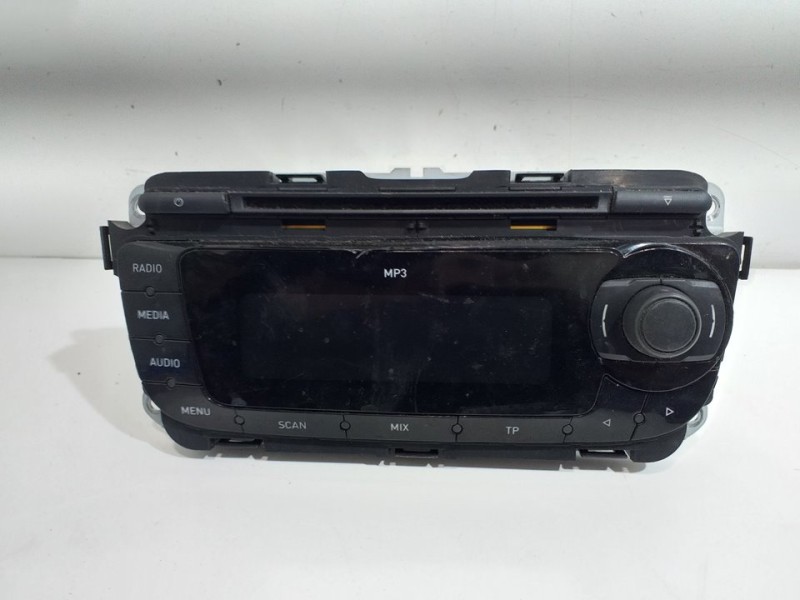 Recambio de sistema audio / radio cd para seat leon (1p1) reference referencia OEM IAM 1P0035153D  