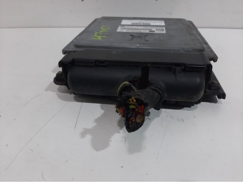 Recambio de centralita motor uce para seat leon (1p1) reference referencia OEM IAM 03L906023AB  