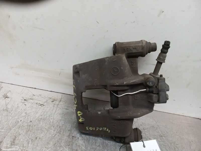 Recambio de pinza freno delantera derecha para mercedes-benz vito (w638) caja cerrada 108 cdi  (638.094) referencia OEM IAM 0014 Recambio de pinza freno delantera derecha para mercedes-benz vito (w638) caja cerrada 108 cdi  (638.094) referencia OEM IAM 0014