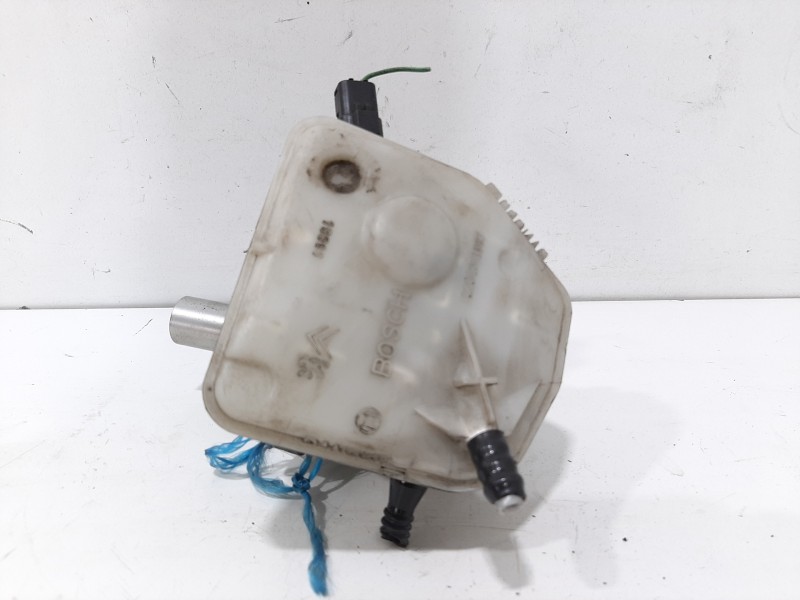 Recambio de bomba freno para peugeot 308 confort referencia OEM IAM 4601V1 0204051007 