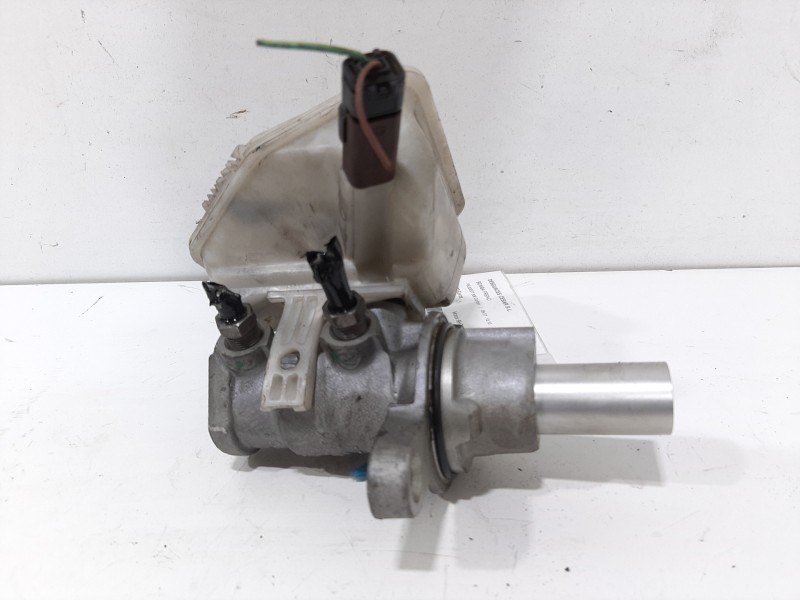 Recambio de bomba freno para peugeot 308 confort referencia OEM IAM 4601V1 0204051007 