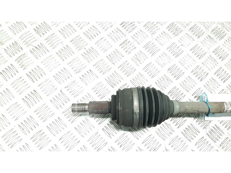 Recambio de transmision delantera derecha para renault scenic iii grand dynamique referencia OEM IAM 391003112R  
