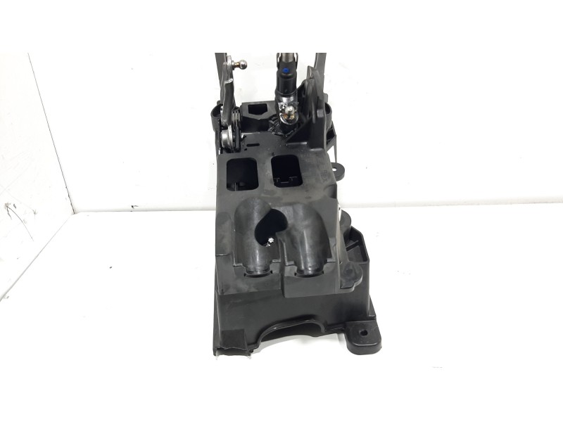 Recambio de palanca cambio para renault scenic iii grand dynamique referencia OEM IAM 8200736236F  