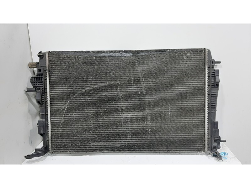 Recambio de radiador agua para renault scenic iii grand dynamique referencia OEM IAM 214100014R  