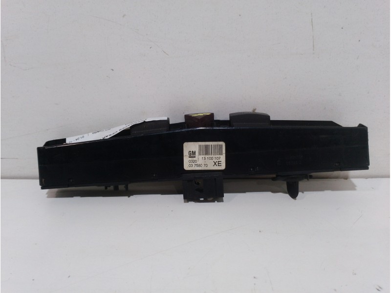 Recambio de warning para opel astra h berlina cosmo referencia OEM IAM   