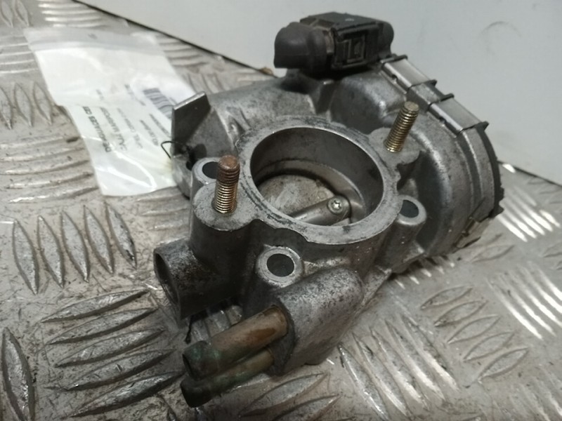 Recambio de caja mariposa para opel corsa c club referencia OEM IAM 0280750044  