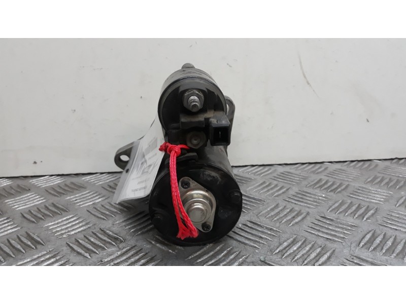 Recambio de motor arranque para volkswagen golf iv berlina (1j1) soul referencia OEM IAM 0001120402  