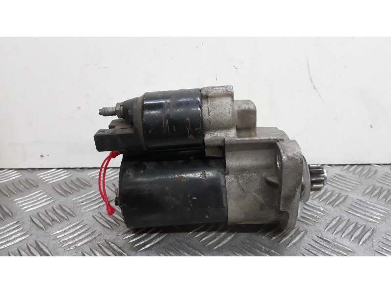 Recambio de motor arranque para volkswagen golf iv berlina (1j1) soul referencia OEM IAM 0001120402  
