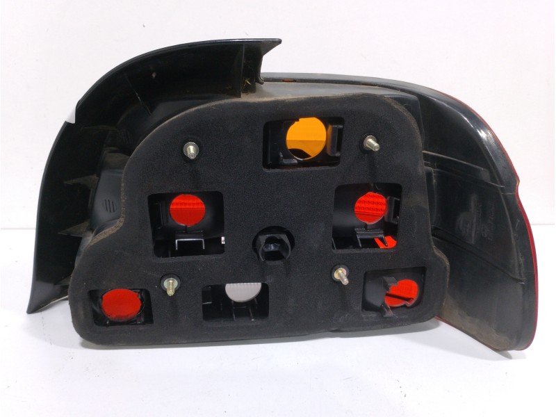 Recambio de piloto trasero izquierdo para bmw serie 5 berlina (e39) 525tds referencia OEM IAM   