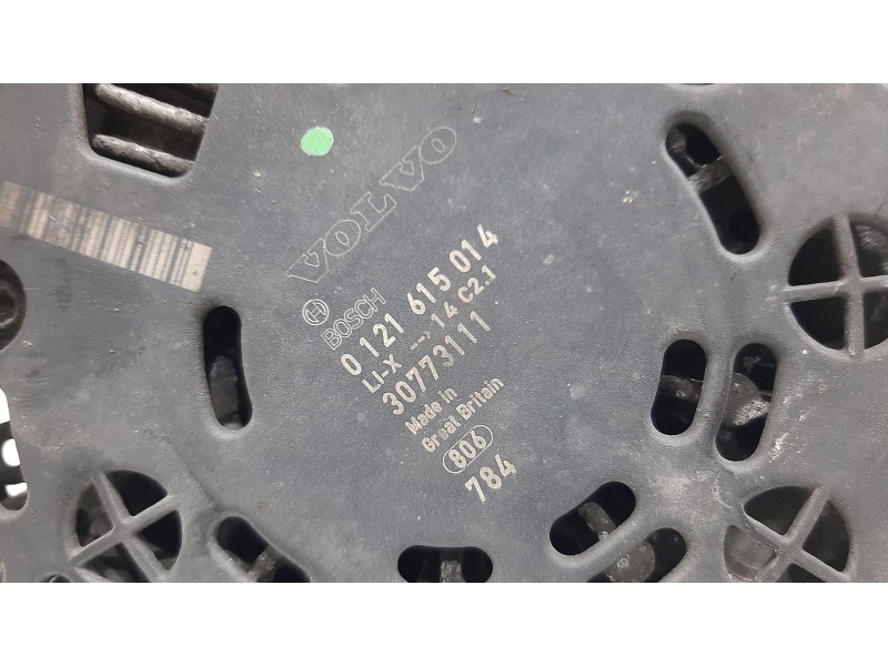 Recambio de alternador para volvo v50 familiar d5 kinetic referencia OEM IAM 0121615014 30773111 