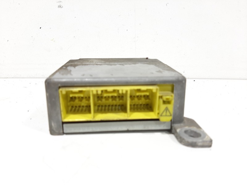 Recambio de centralita airbag para nissan x-trail (t30) comfort referencia OEM IAM    Recambio de centralita airbag para nissan x-trail (t30) comfort referencia OEM IAM