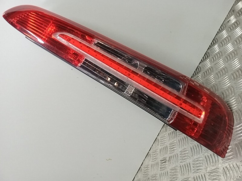 Recambio de piloto trasero derecho para ford c-max (cb3) ghia referencia OEM IAM 7M5113404AK  