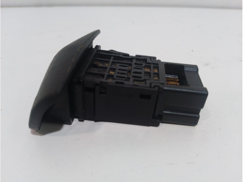 Recambio de warning para nissan primera berlina (p12) visia referencia OEM IAM 06016  