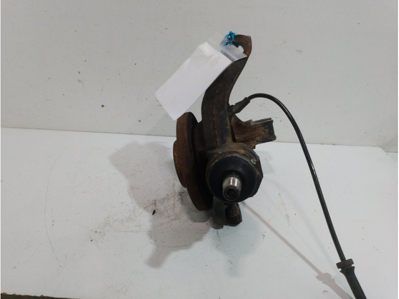 Recambio de mangueta delantera izquierda para peugeot 307 (s1) xs referencia OEM IAM 1606630980  