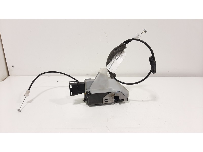 Recambio de cerradura puerta trasera derecha para opel zafira a elegance referencia OEM IAM 24414135 6 PINES 