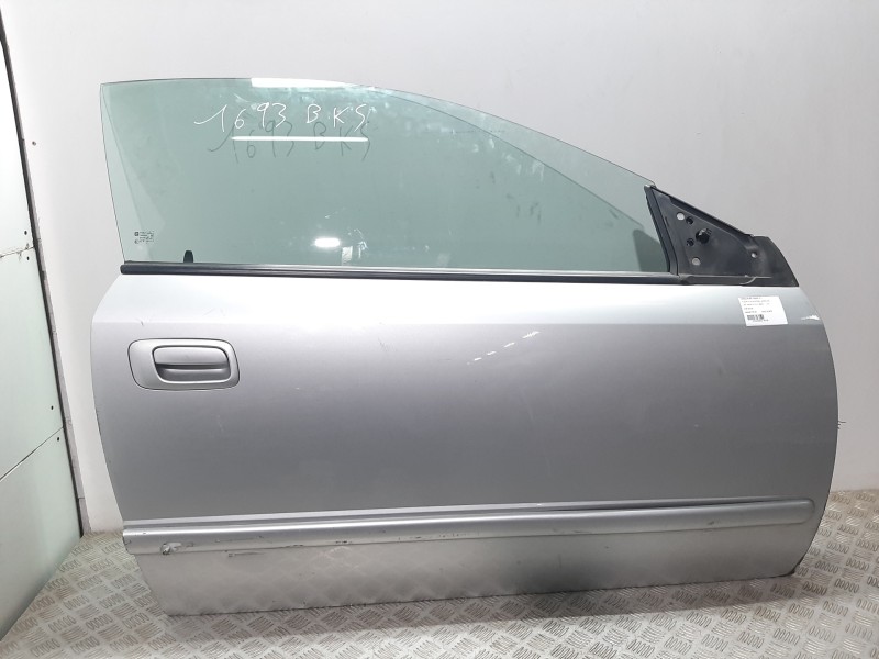 Recambio de puerta delantera derecha para opel astra g coupé básico referencia OEM IAM 93172120 PLATA 