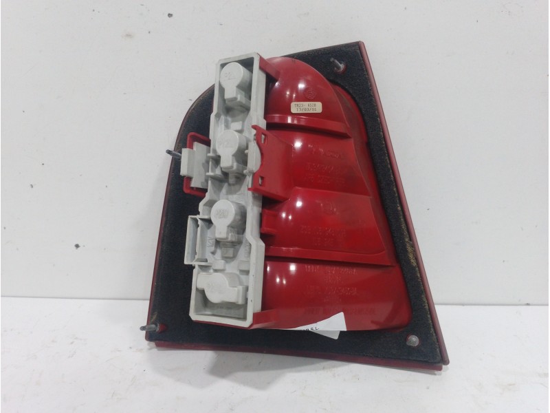 Recambio de piloto trasero derecho para skoda octavia berlina (1u2) ambiente referencia OEM IAM 1U6945096  