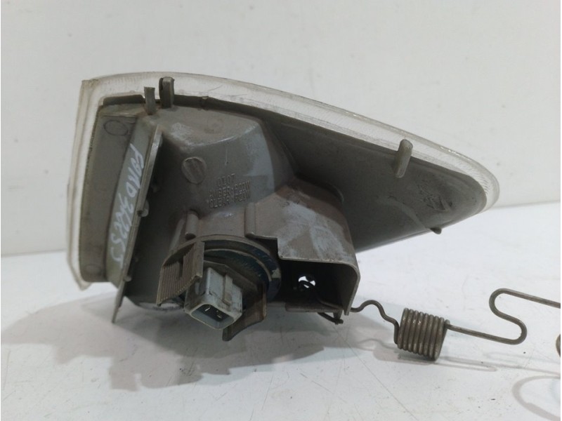 Recambio de piloto delantero derecho para ford fiesta berlina ghia referencia OEM IAM   