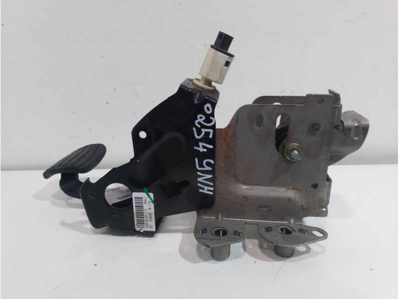Recambio de pedal freno para renault megane iii berlina 5 p expression referencia OEM IAM 465010015R  
