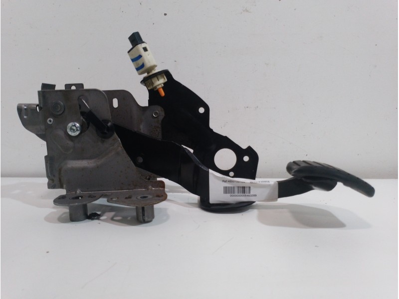 Recambio de pedal freno para renault megane iii berlina 5 p expression referencia OEM IAM 465010015R  