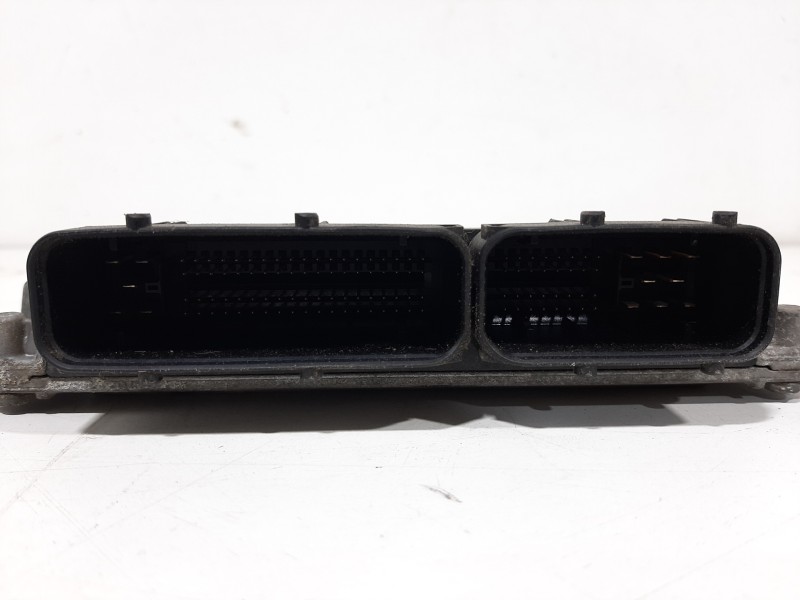 Recambio de centralita motor uce para seat ibiza (6l1) stella referencia OEM IAM  5WP4012104 SIEMENS