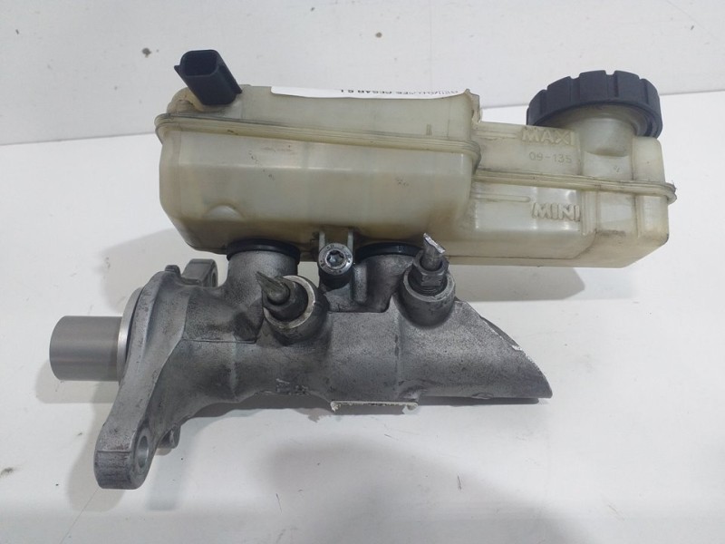 Recambio de bomba freno para renault megane iii berlina 5 p expression referencia OEM IAM 460910009R  