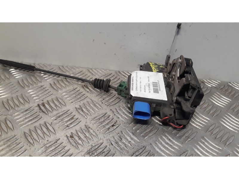 Recambio de cerradura puerta delantera izquierda para seat ibiza (6l1) signo referencia OEM IAM 7E1837015A  