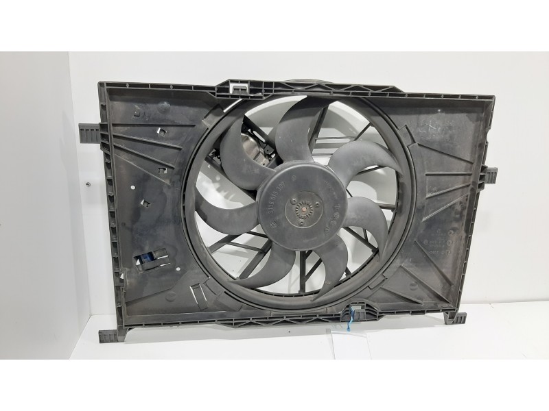 Recambio de electroventilador para mercedes-benz clase b (w245) 200 (245.233) referencia OEM IAM 0130307007 A1695002693R 