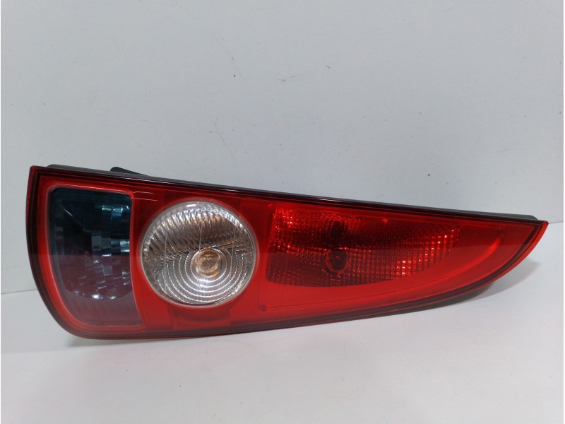 Recambio de piloto trasero derecho para renault espace iv (jk0) dynamique referencia OEM IAM 8200027152   Recambio de piloto trasero derecho para renault espace iv (jk0) dynamique referencia OEM IAM 8200027152