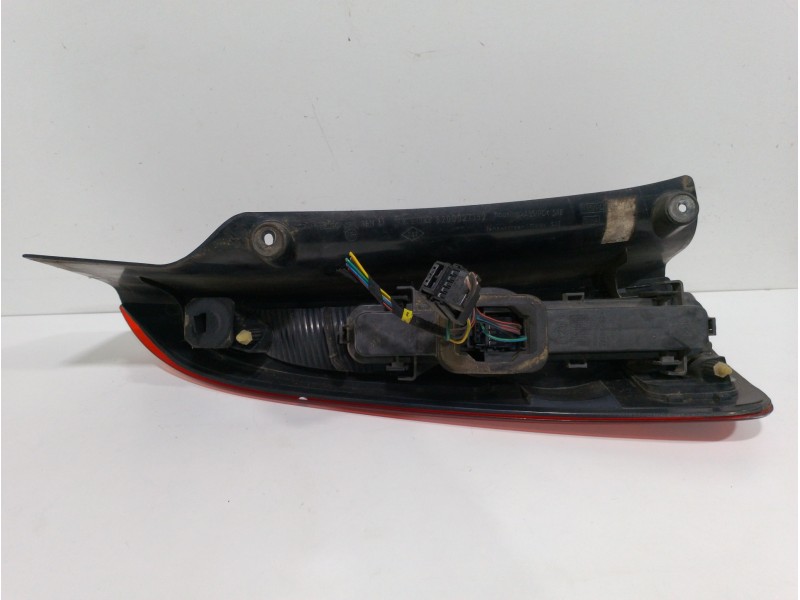 Recambio de piloto trasero derecho para renault espace iv (jk0) dynamique referencia OEM IAM 8200027152   Recambio de piloto trasero derecho para renault espace iv (jk0) dynamique referencia OEM IAM 8200027152