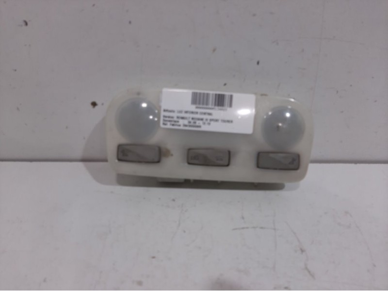 Recambio de luz interior central para renault megane iii sport tourer dynamique referencia OEM IAM 264300008R  