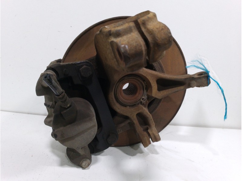 Recambio de mangueta delantera derecha para renault megane ii berlina 3p confort expression referencia OEM IAM   