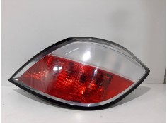 Recambio de piloto trasero derecho para opel astra h berlina cosmo referencia OEM IAM 93190305  