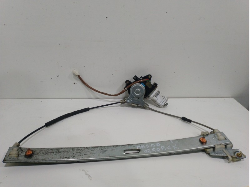 Recambio de elevalunas delantero derecho para mazda premacy (cp) td exclusiv edition referencia OEM IAM  2 PINES 