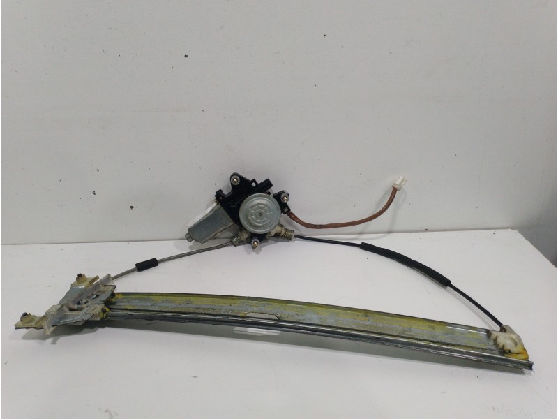 Recambio de elevalunas delantero derecho para mazda premacy (cp) td exclusiv edition referencia OEM IAM  2 PINES 